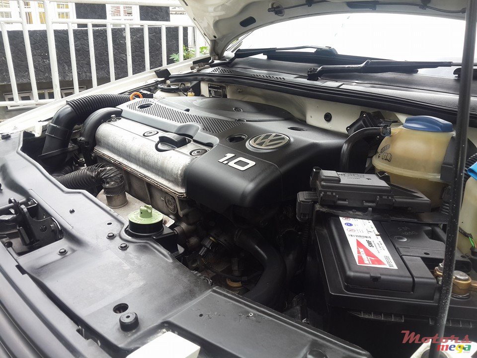 1998' Volkswagen Polo 6n photo #6