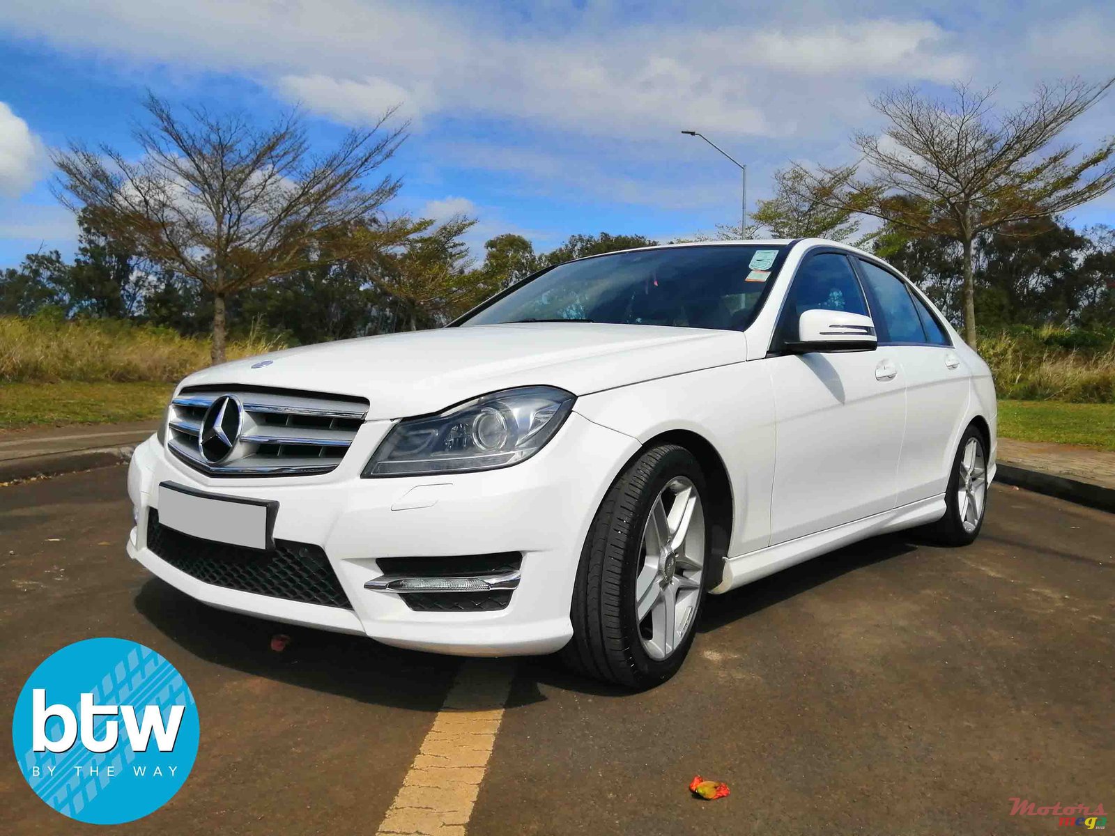 2013' Mercedes-Benz C-Class photo #2