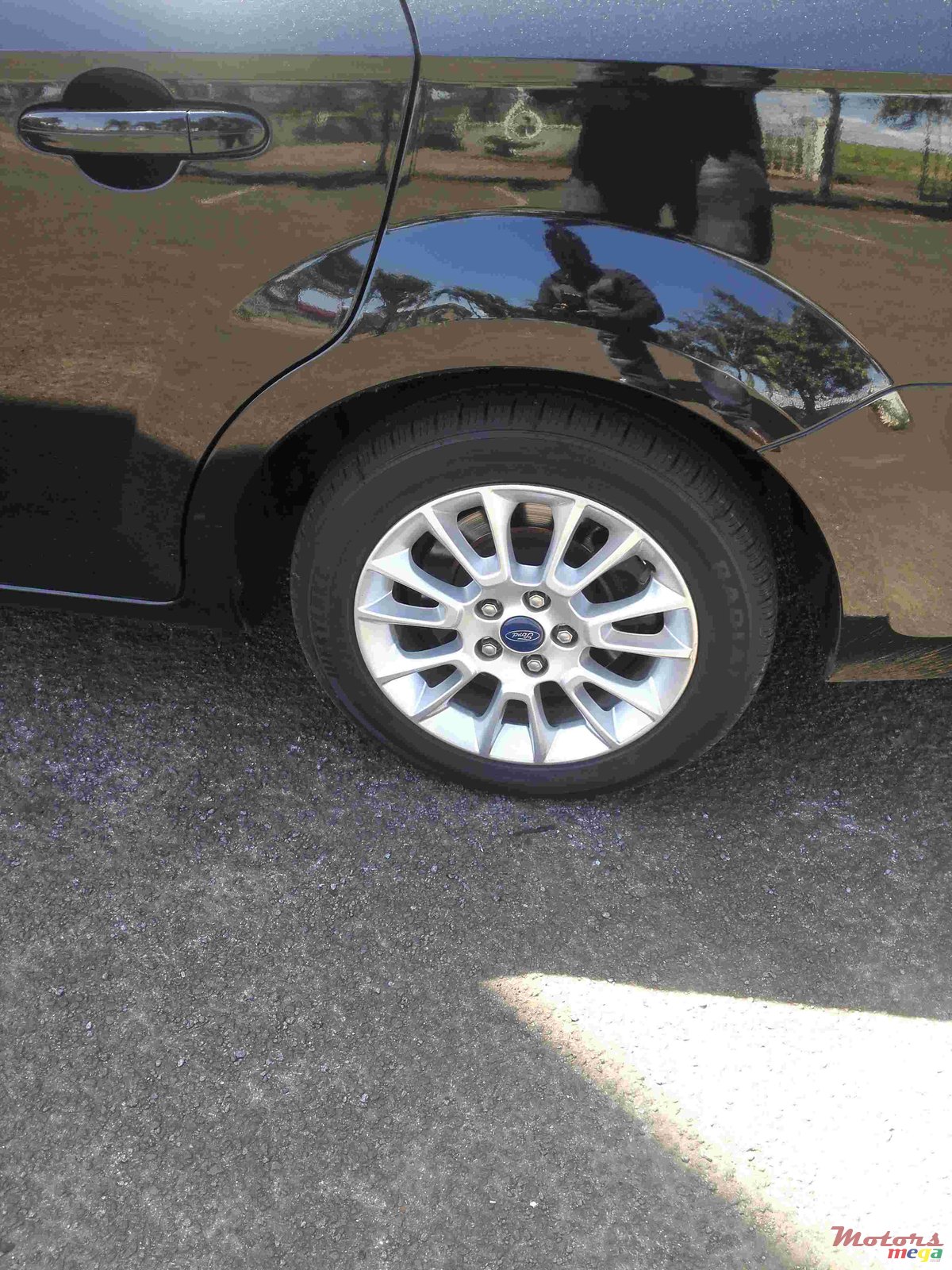 2011' Ford Mondeo photo #3