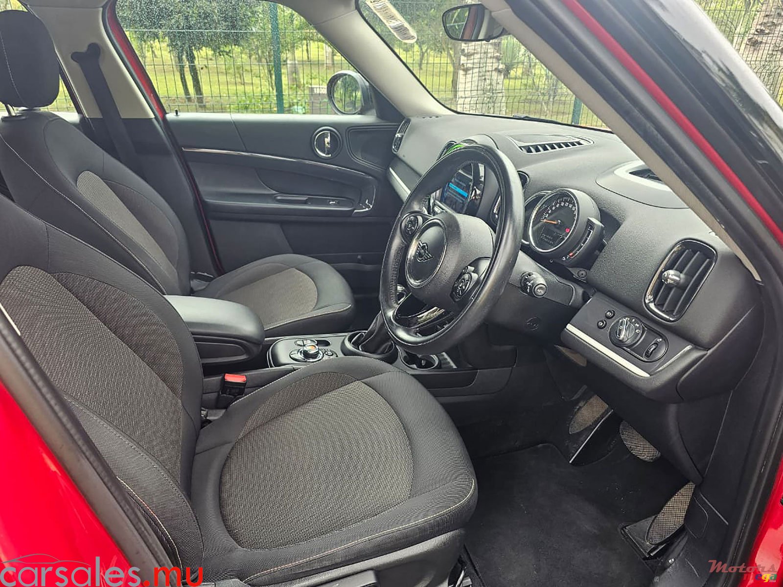 2019' MINI Cooper Countryman S E ALL4 1.5 photo #6