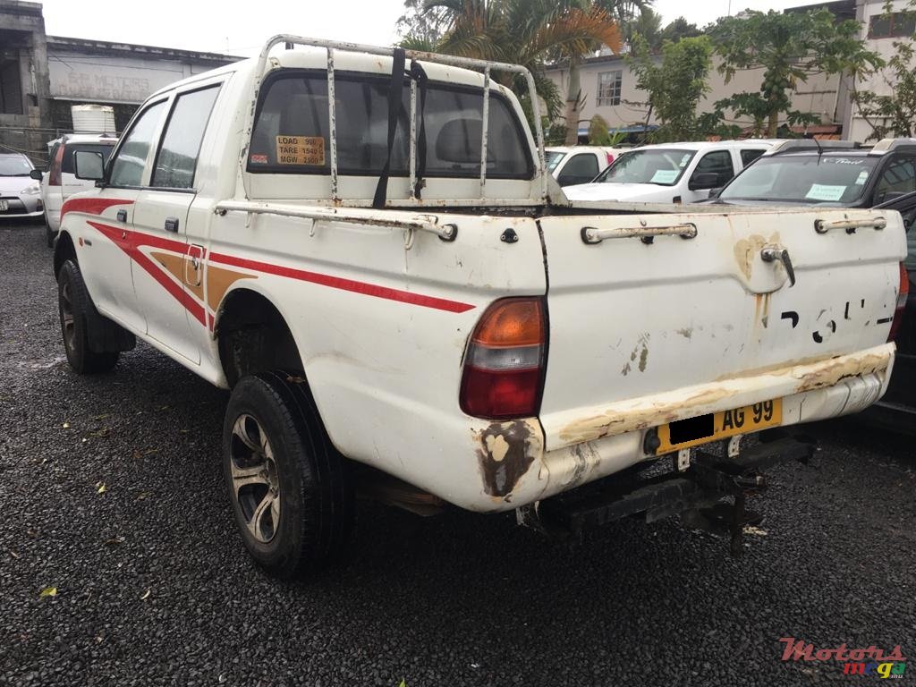 1999' Mitsubishi L 200 4x4 photo #3