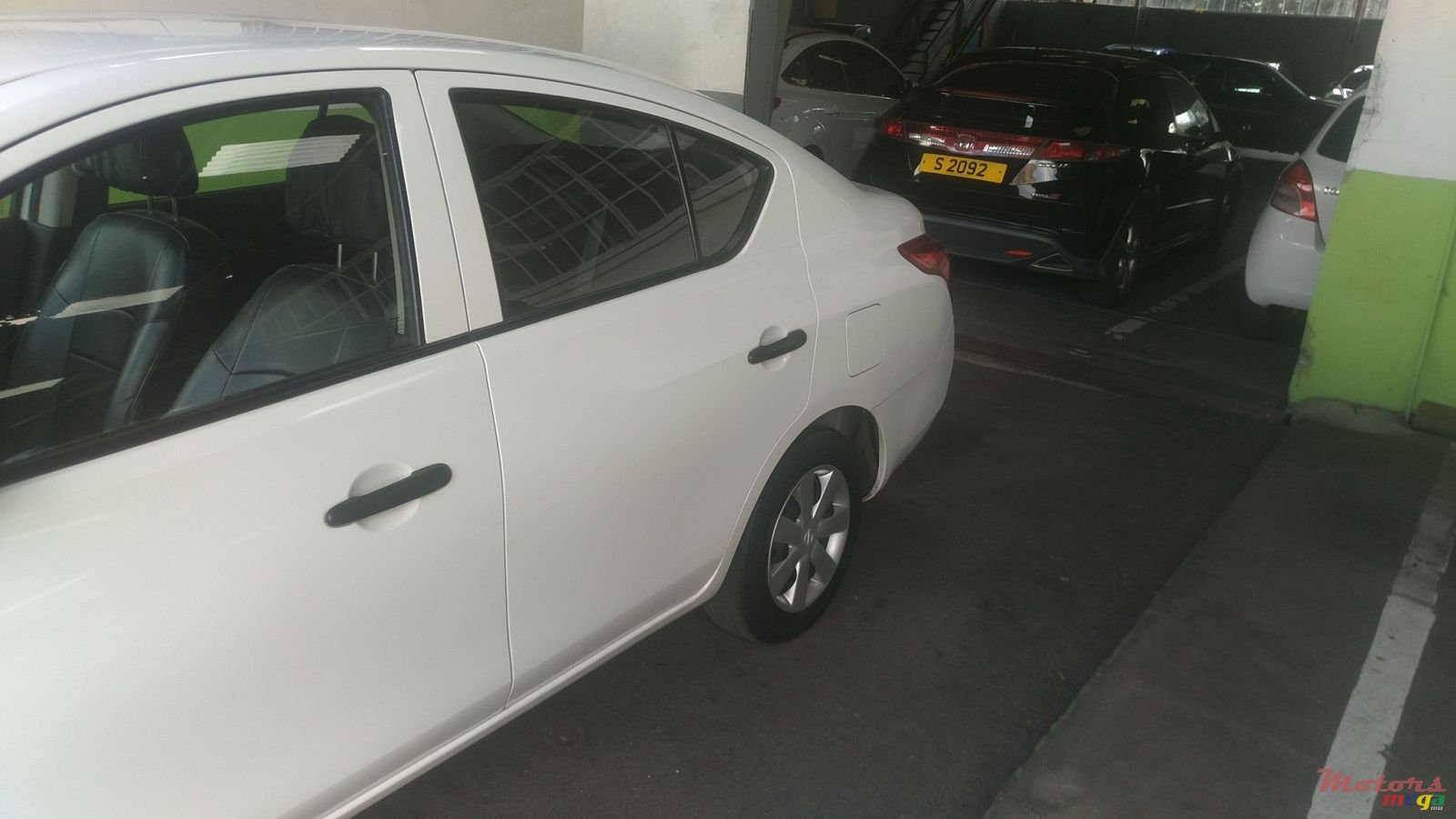 2014' Nissan Tiida original photo #3