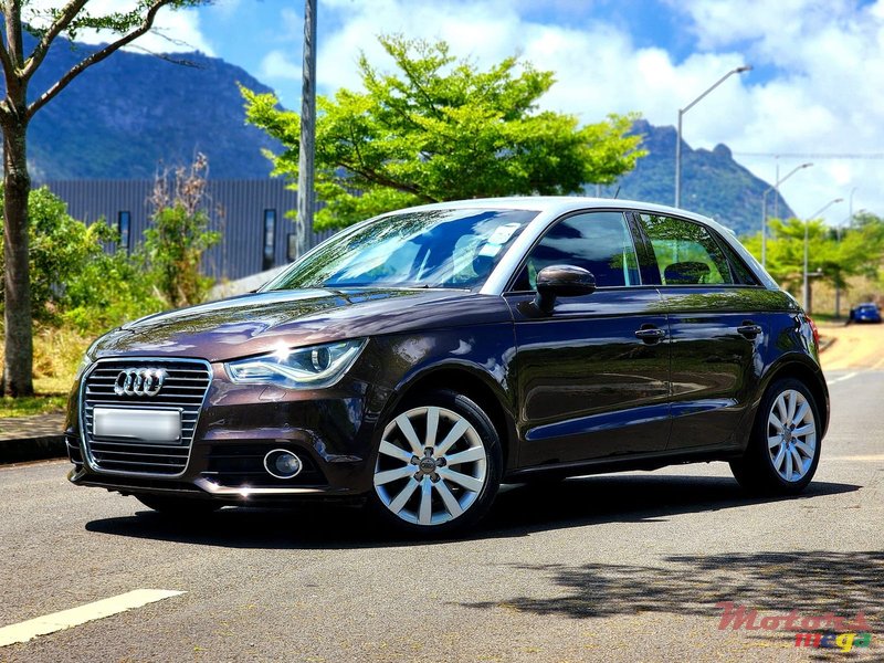 2014' Audi A1 photo #2