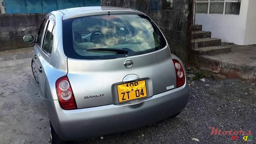 2004' Nissan Ak12 photo #2