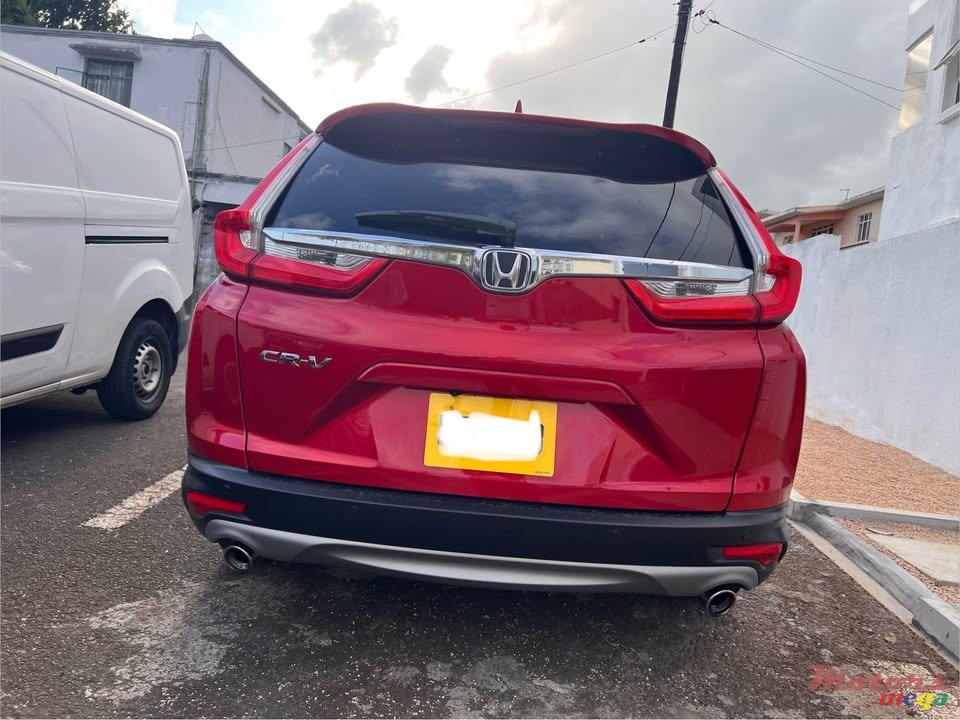 2018' Honda CR-V 7 seater EX Masterpiece photo #2