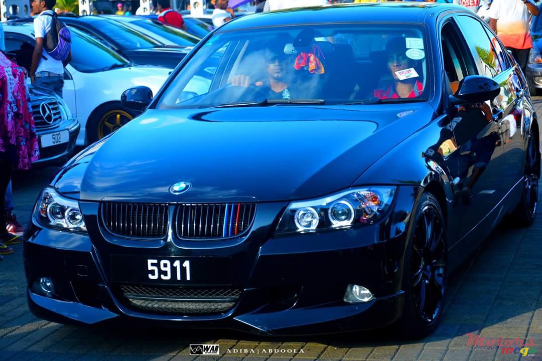 2007' BMW 316 photo #1