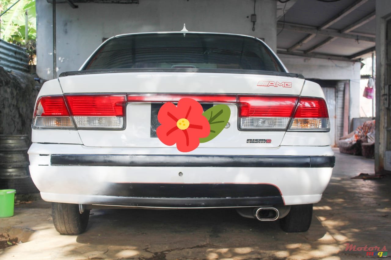 1999' Nissan Sunny photo #1