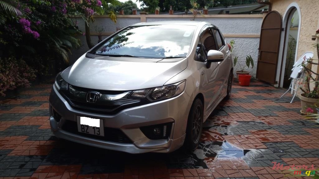 2013' Honda Fit 1.5L DOHC photo #1