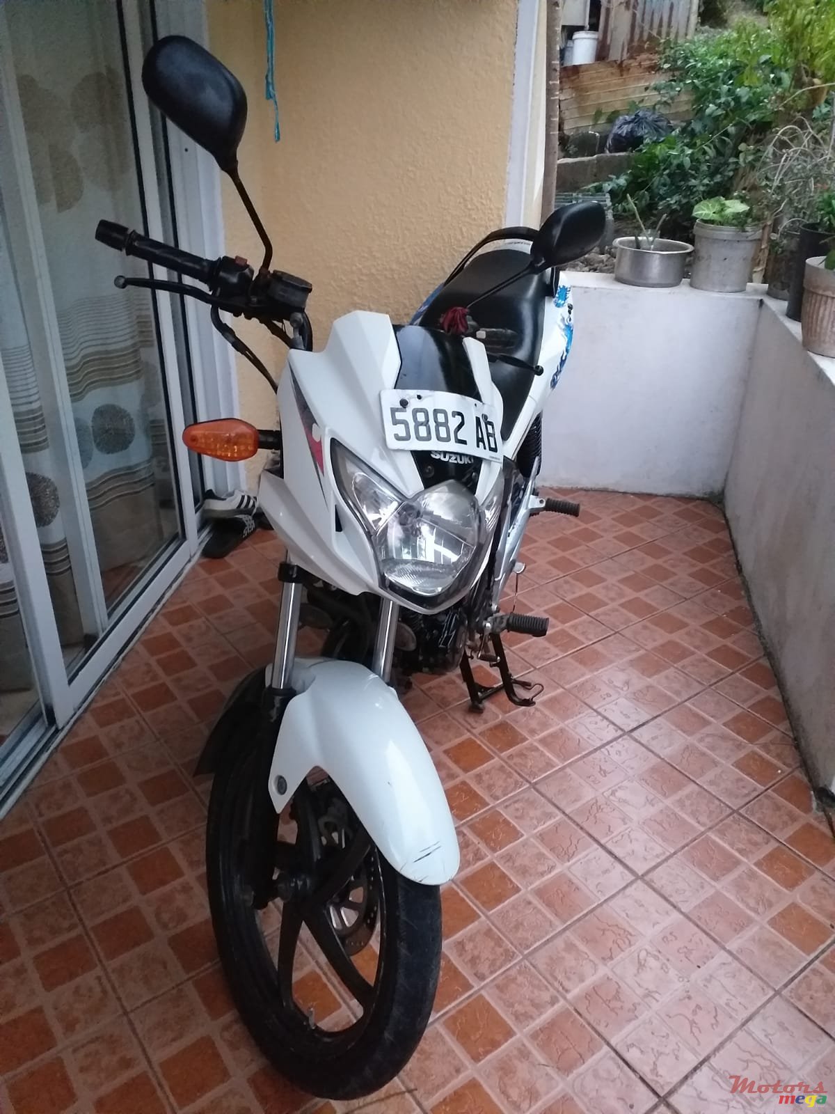 2016' Suzuki photo #3