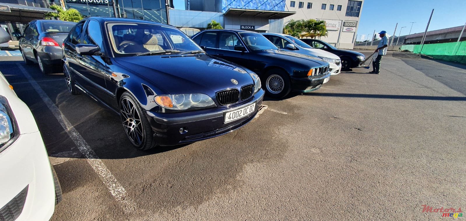 2002' BMW 3 Series E46 2000-2005 photo #6