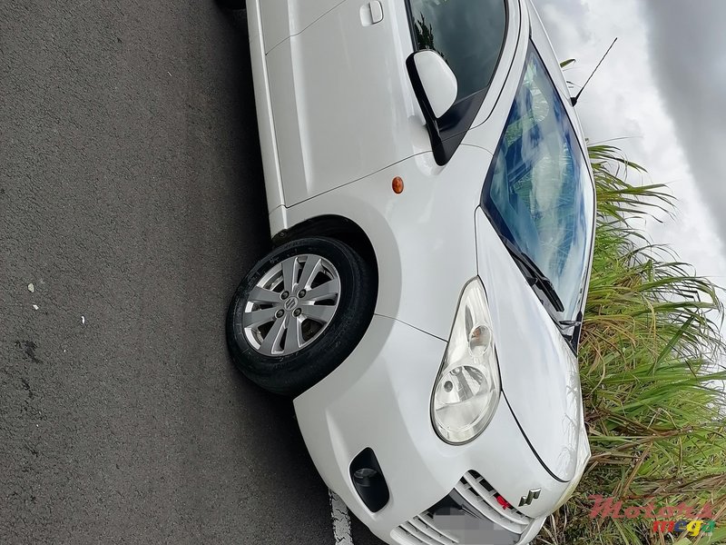 2012' Suzuki Celerio photo #4