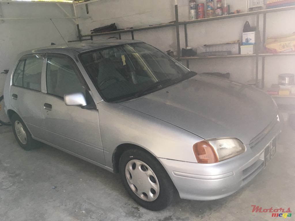 1997' Toyota Starlet photo #2