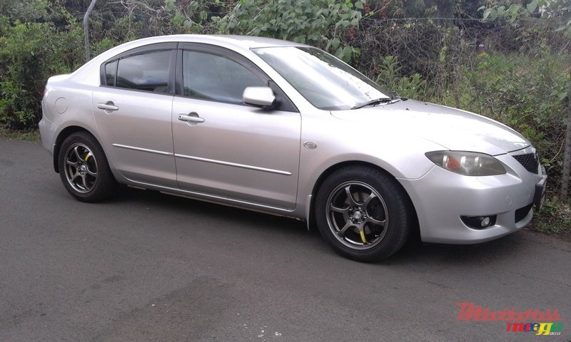 2004' Mazda photo #1