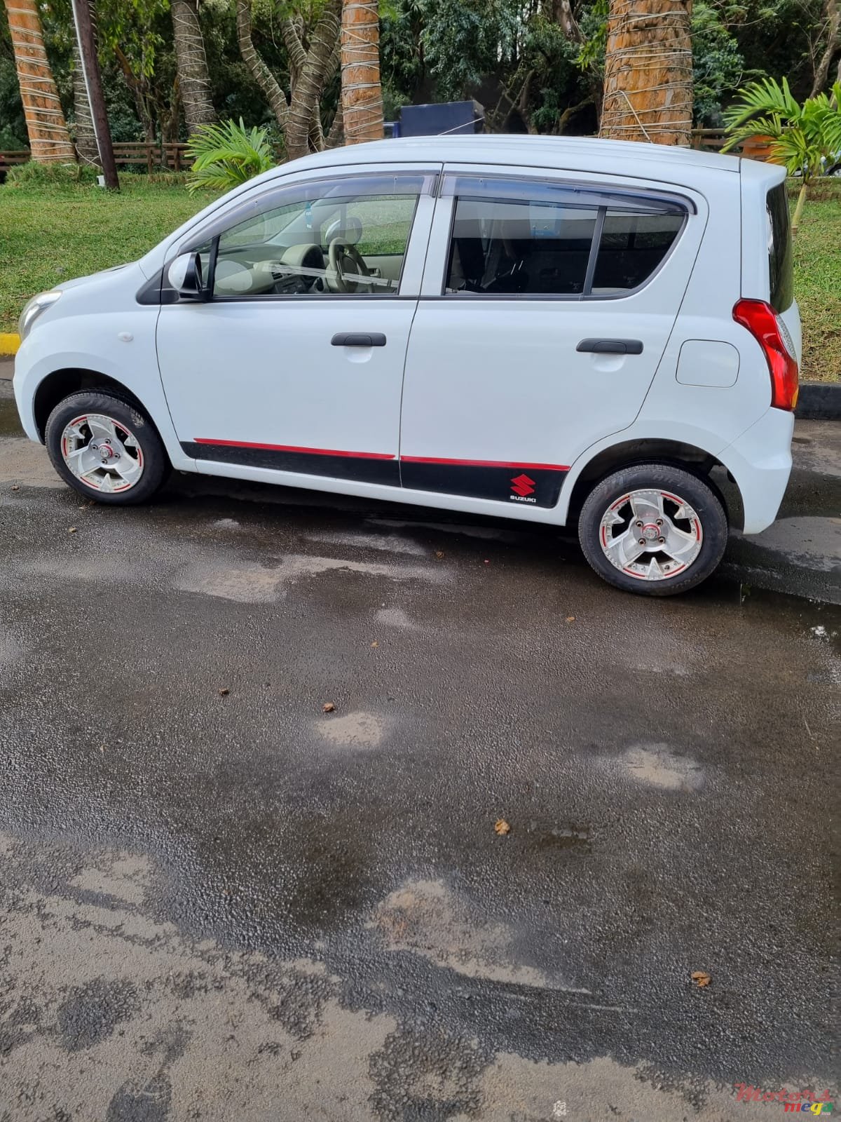 2014' Suzuki Alto photo #3