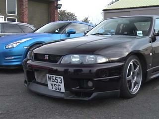 Nissan GT-R Races Against its Grandfather, a Tuned R33 Skyline GT-R
