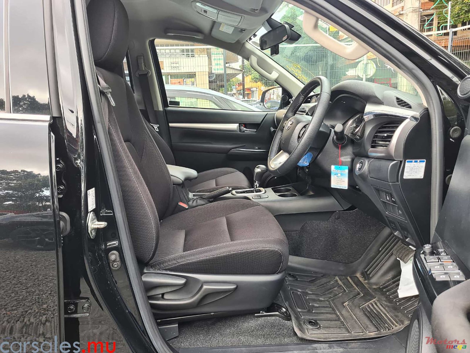 2022' Toyota Hilux Z 2.4 4x4 photo #5