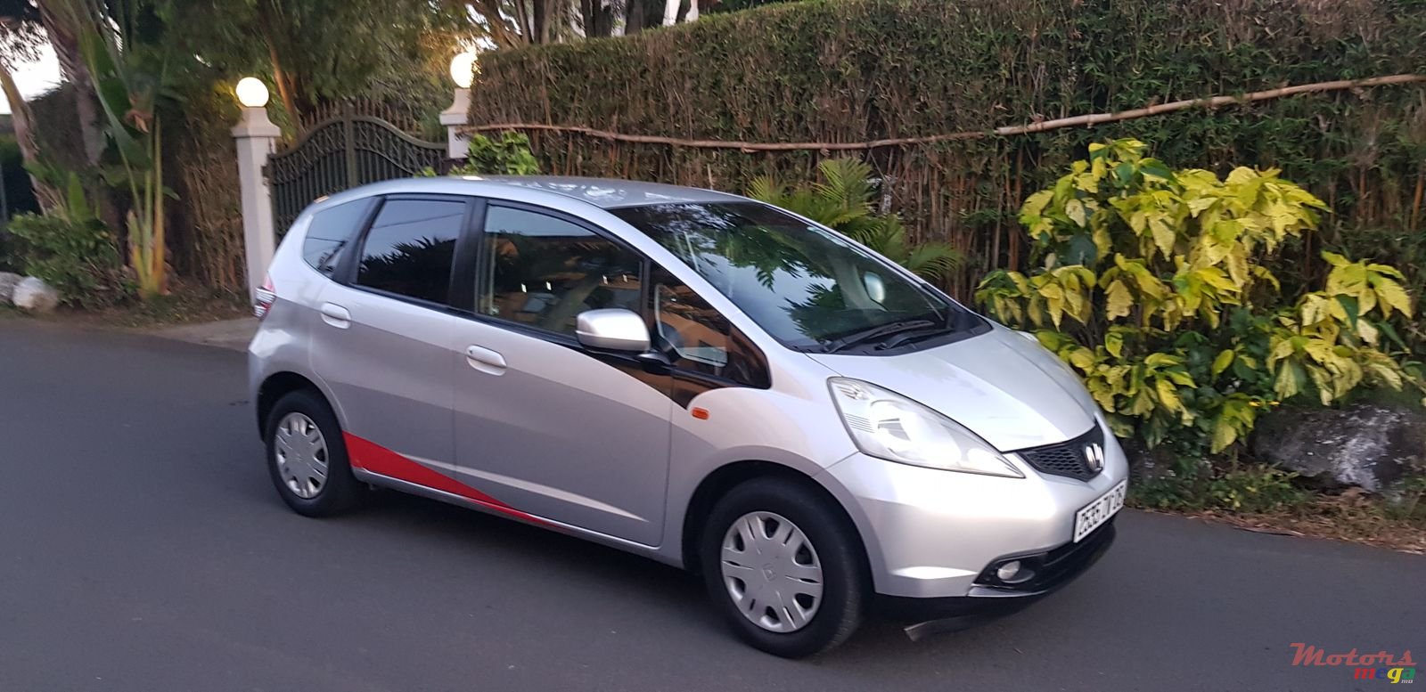 2008' Honda Fit photo #1