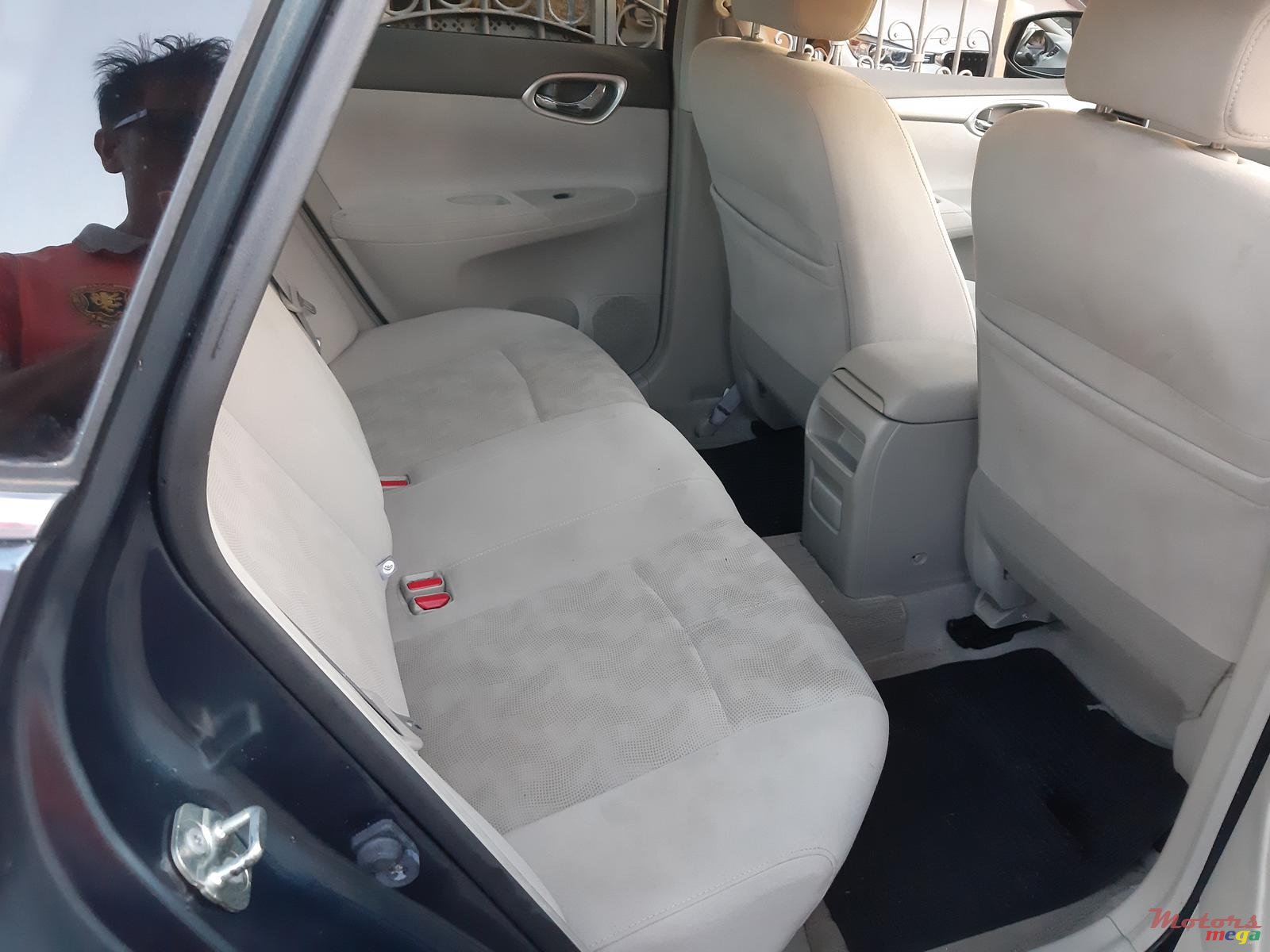 2013' Nissan Sentra Sylphy photo #4