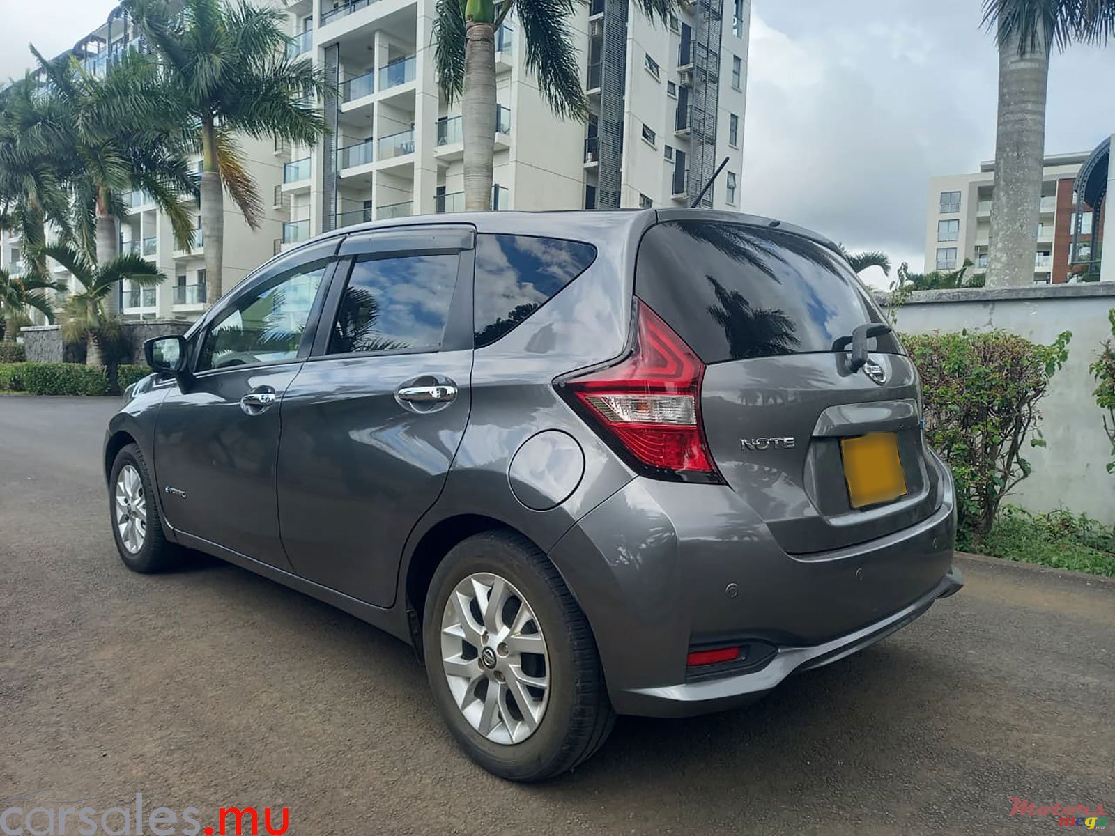 2019' Nissan Note E-power 1.2 photo #3