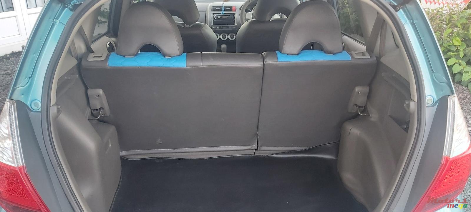 2005' Honda Fit photo #3