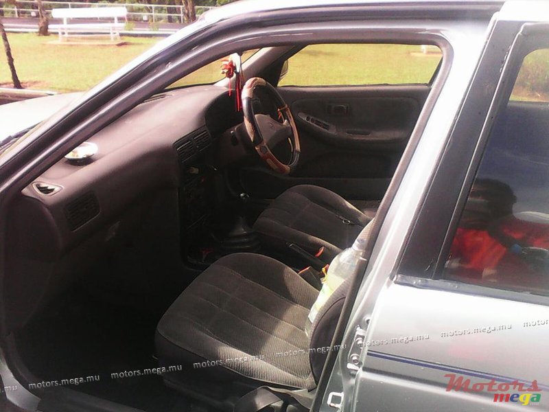 1992' Nissan Sunny moteur refaire e avk kit gaz photo #6