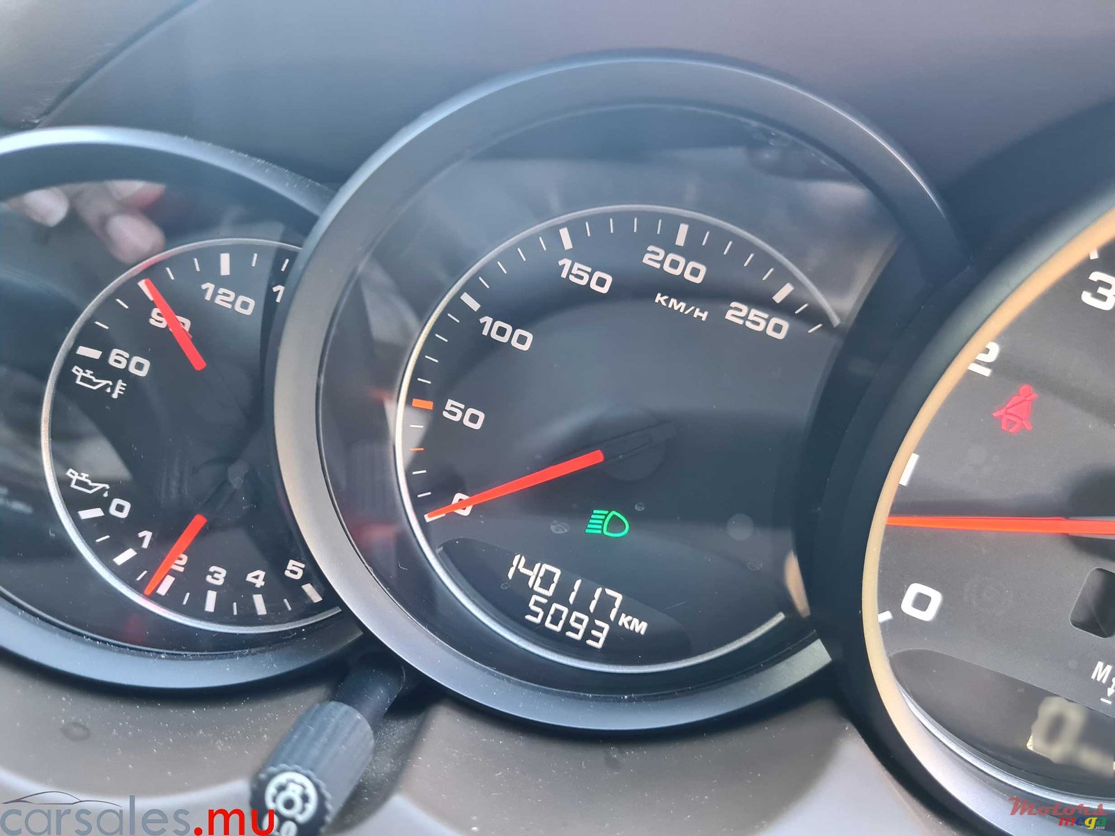 2013' Porsche Cayenne 3.6 V6 photo #7