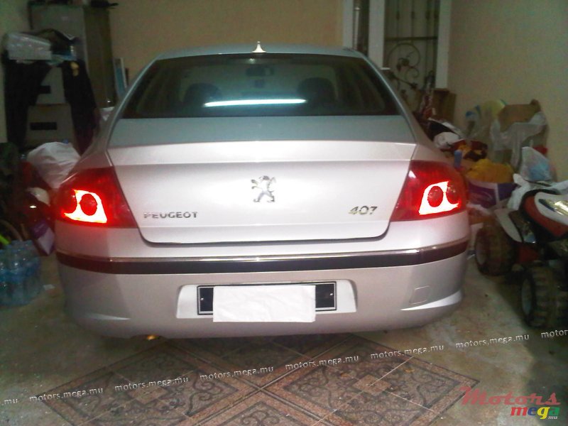 2005' Peugeot 407 original photo #1