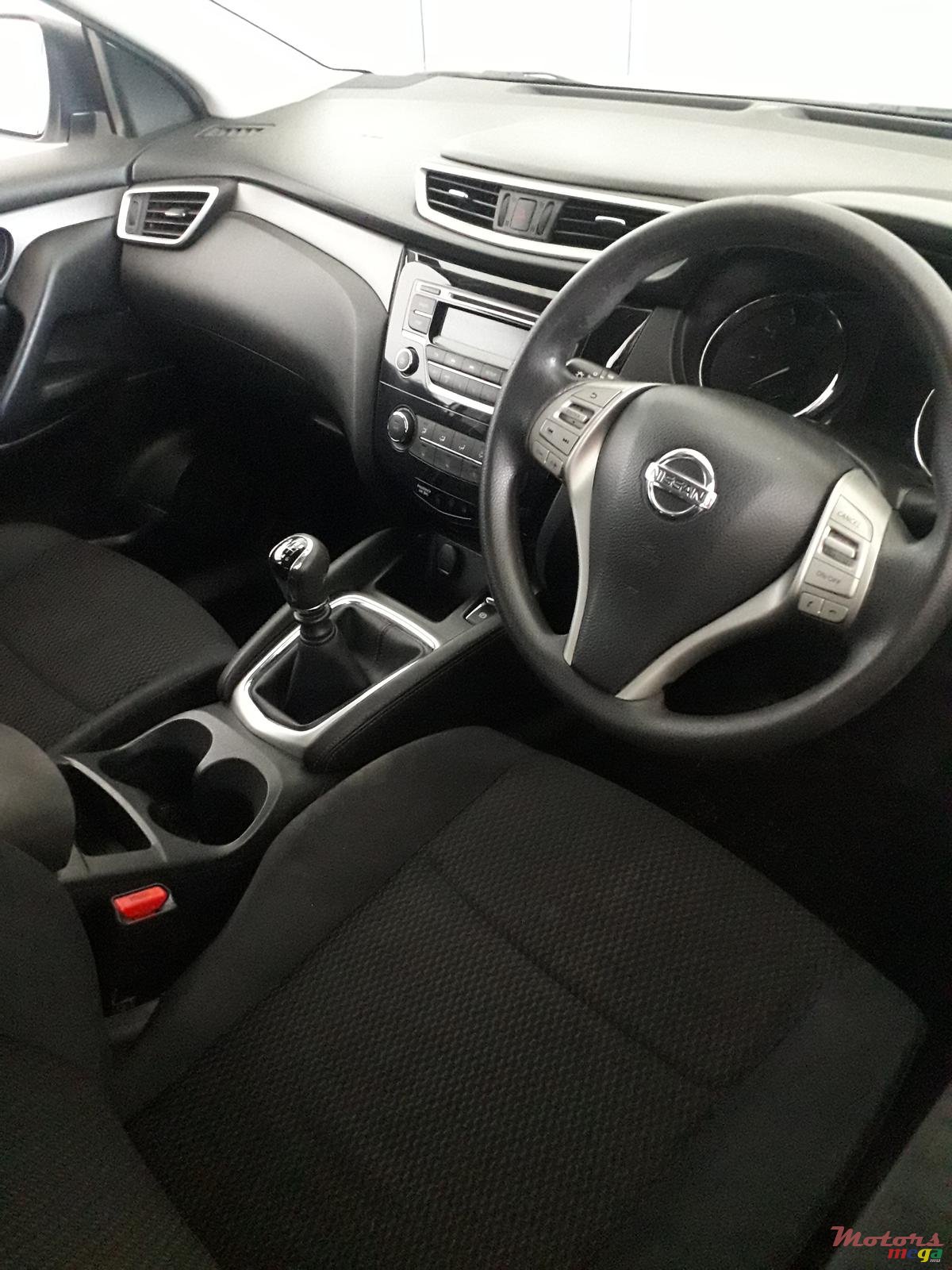 2015' Nissan Qashqai photo #3