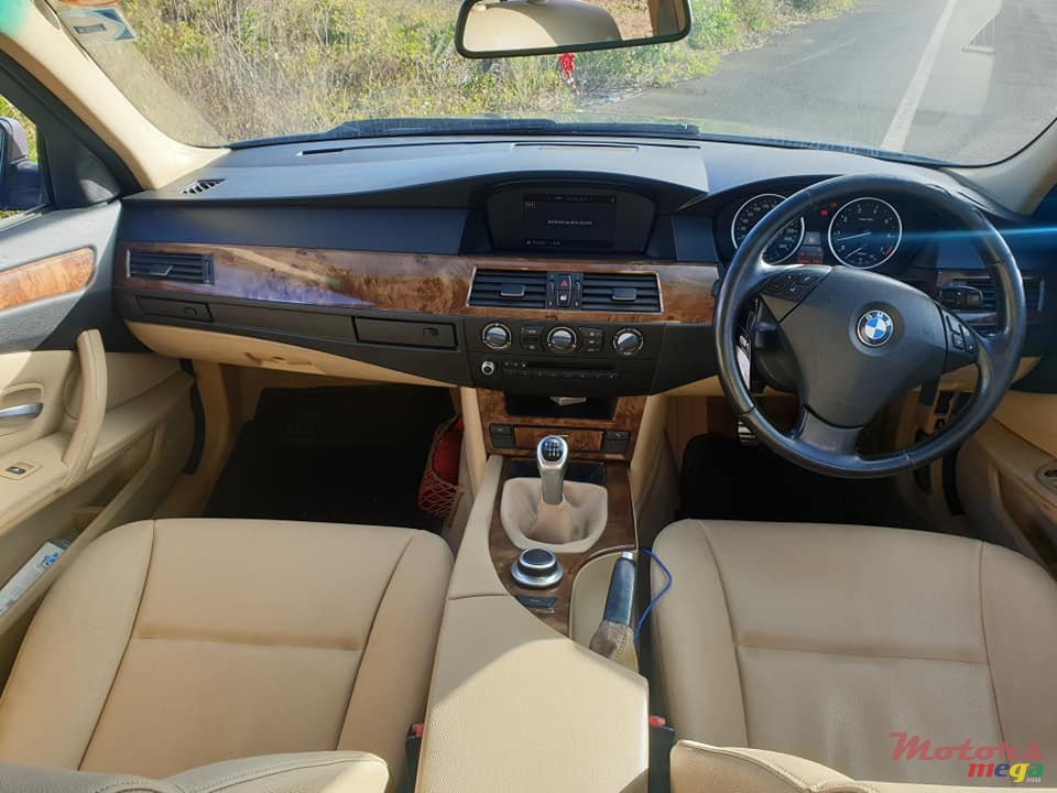 2007' BMW 523 photo #4