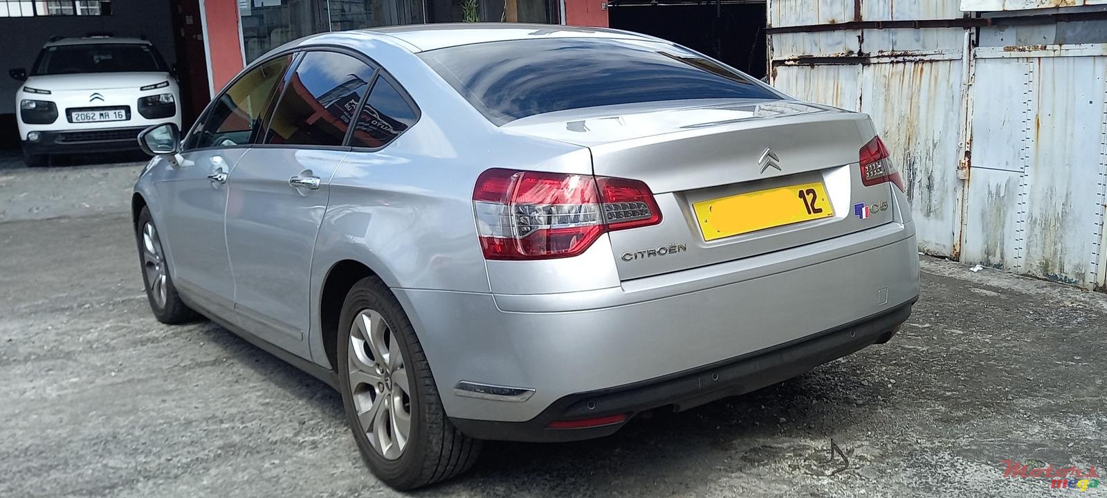 2012' Citroen C5 photo #4