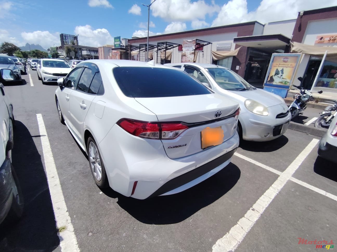 2022' Toyota Corolla photo #4