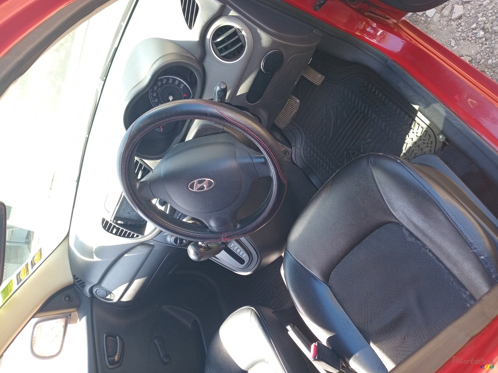 2013' Hyundai i10 photo #4