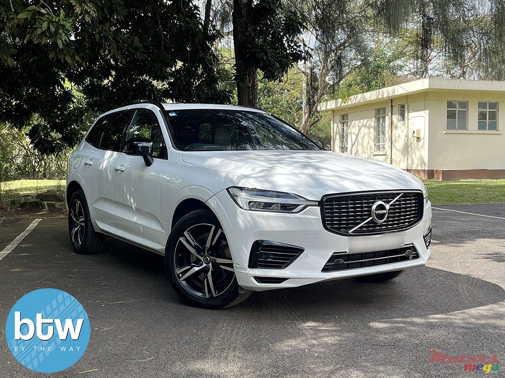 2020' Volvo XC60 T8 Recharge Plug-in Hybrid photo #1