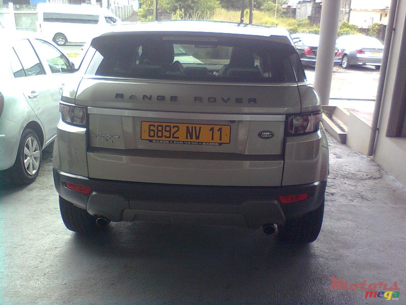 2011' Land Rover Range Rover Evoque photo #2