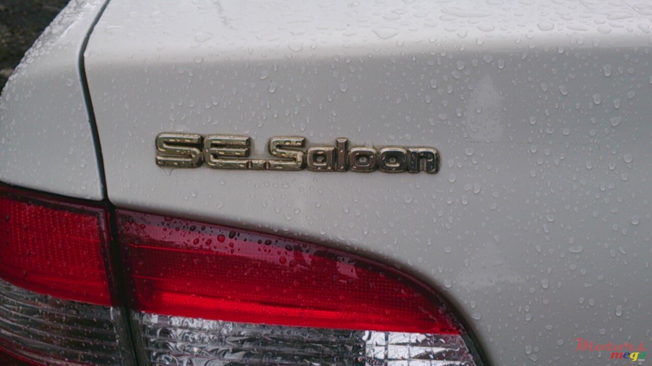 1999' Toyota Corolla SE SALOON RIVIERE photo #5