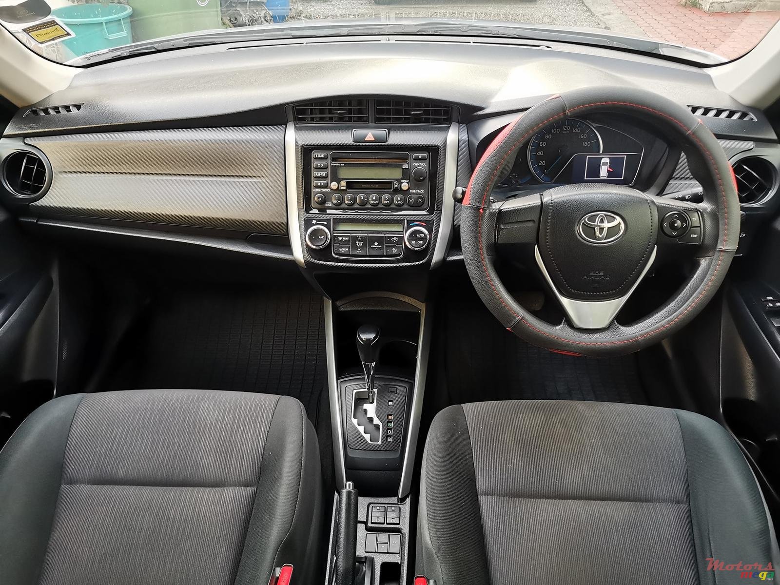 2014' Toyota Fielder Hybrid photo #5