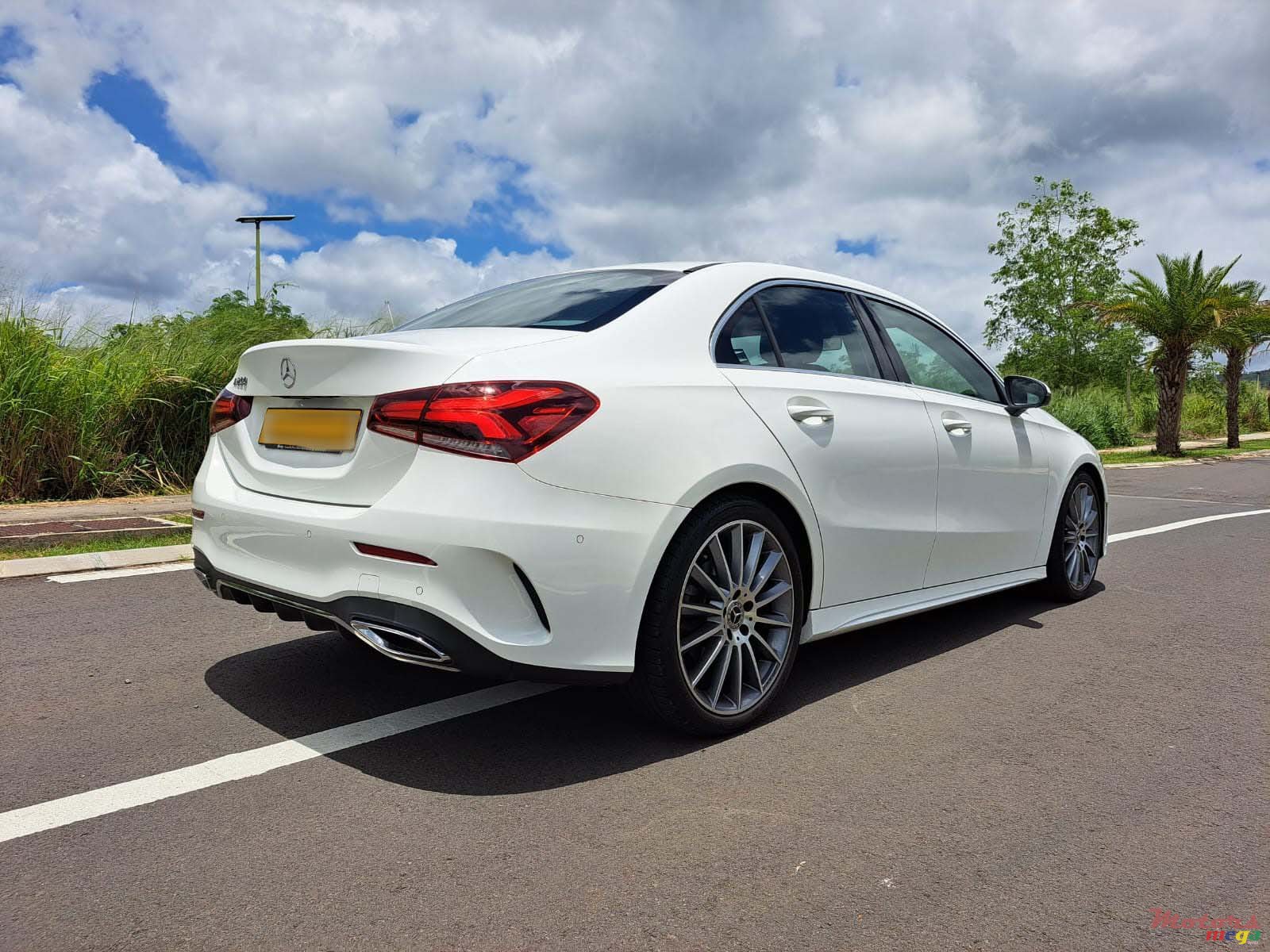 2019' Mercedes-Benz A 200 AMG PACK photo #2