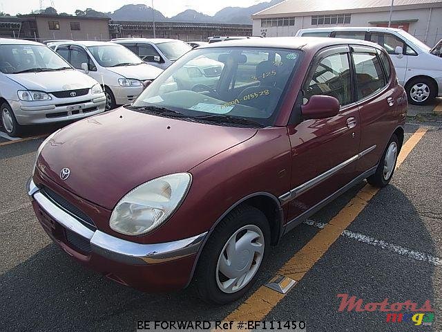 2002' Toyota duet photo #1