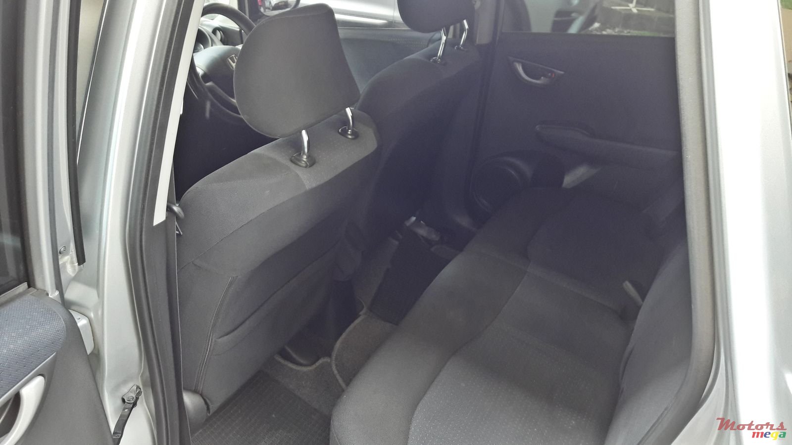 2010' Honda Fit photo #3