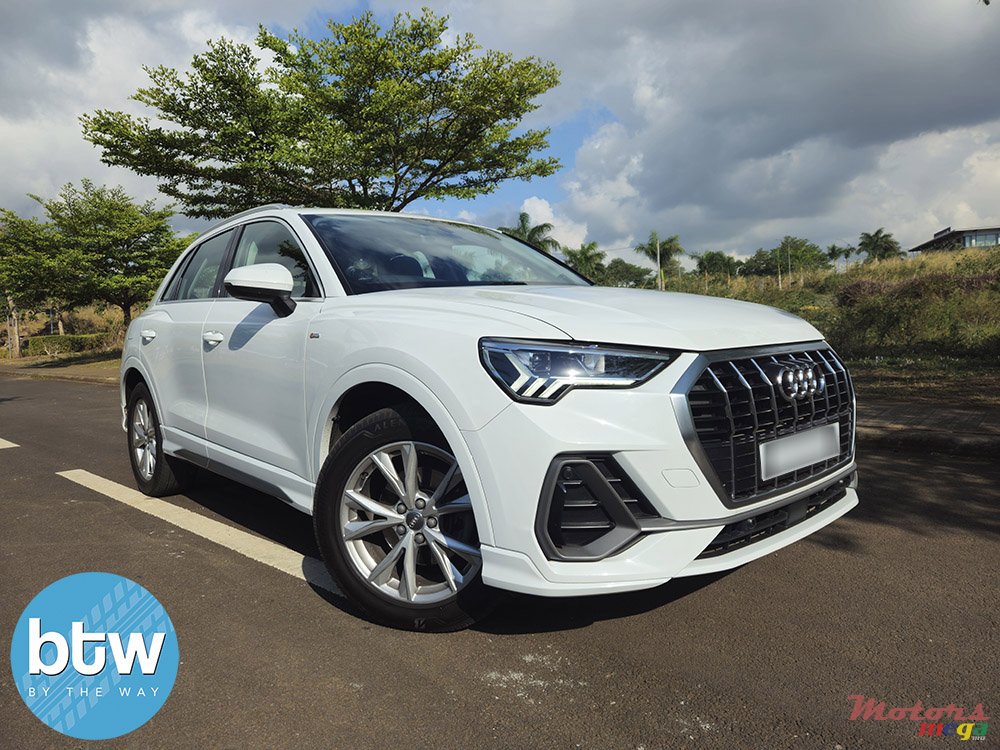 2020' Audi Q3 photo #1
