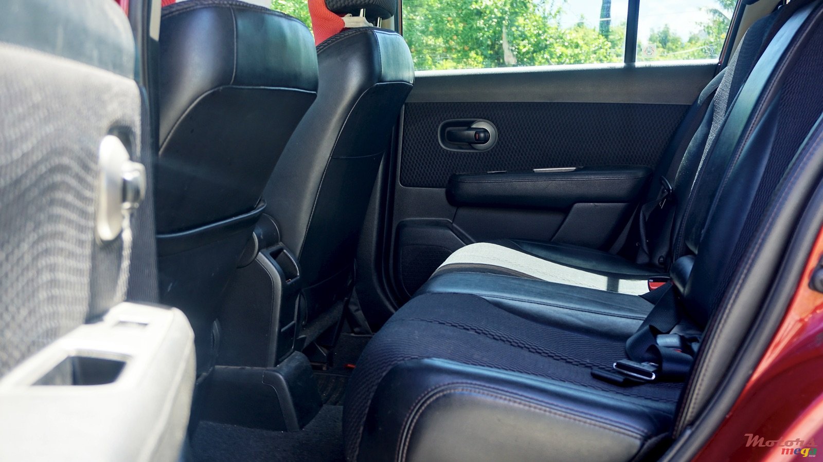 2009' Nissan Tiida photo #7