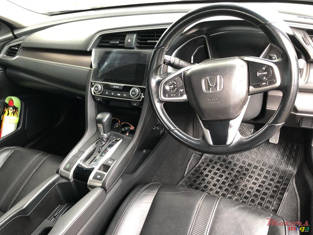 2017' Honda Civic photo #3