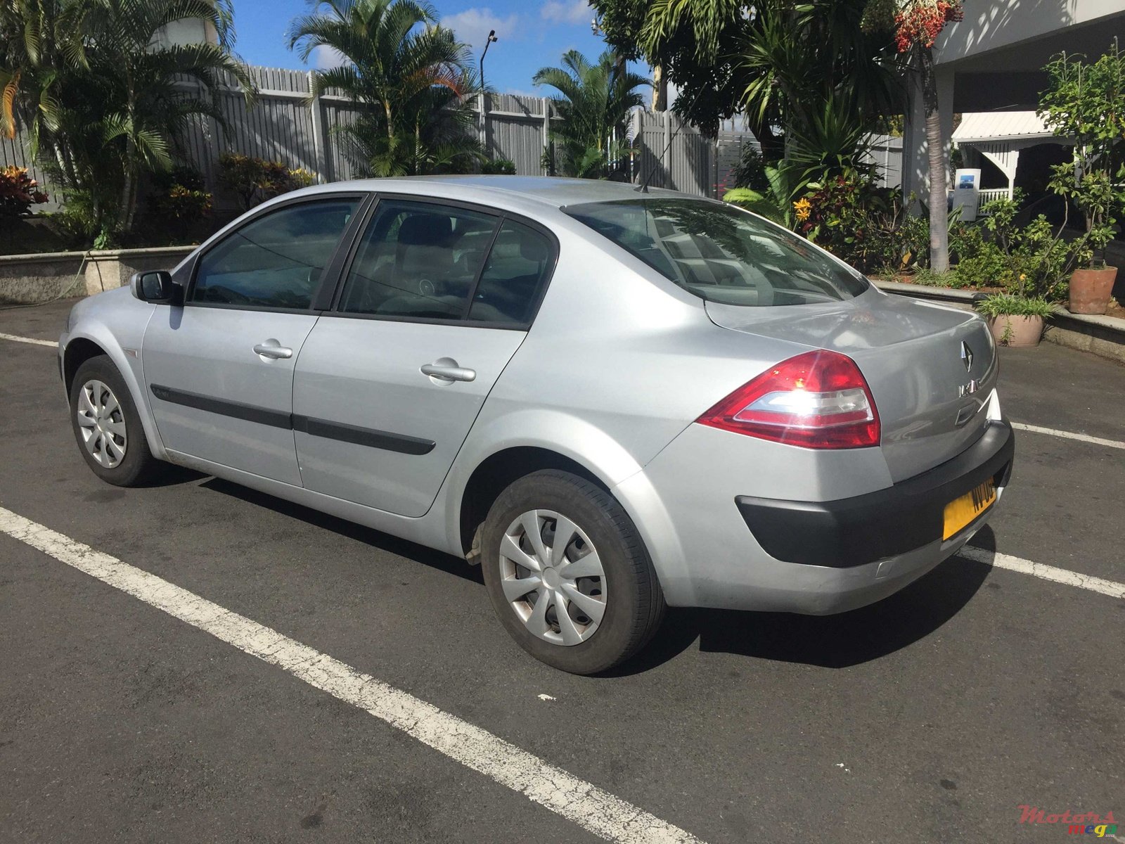 2006' Renault photo #3