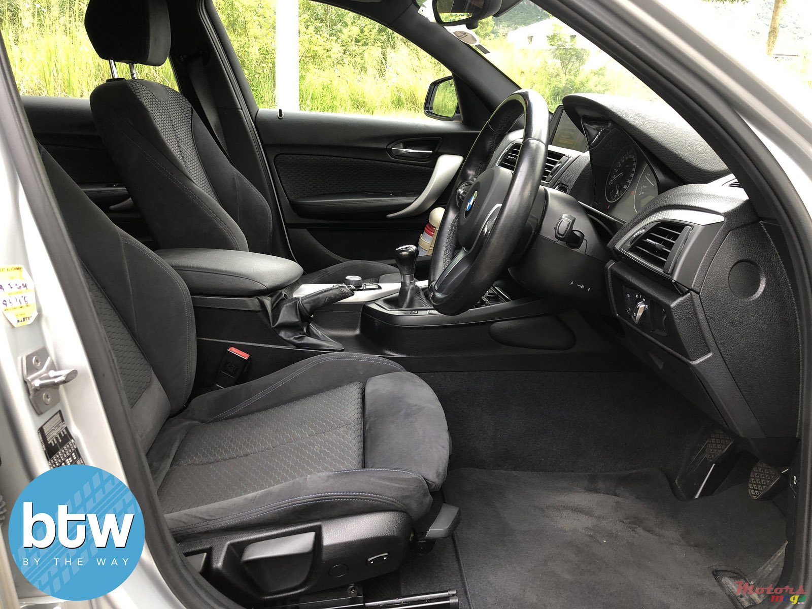 2017' BMW 118 photo #5