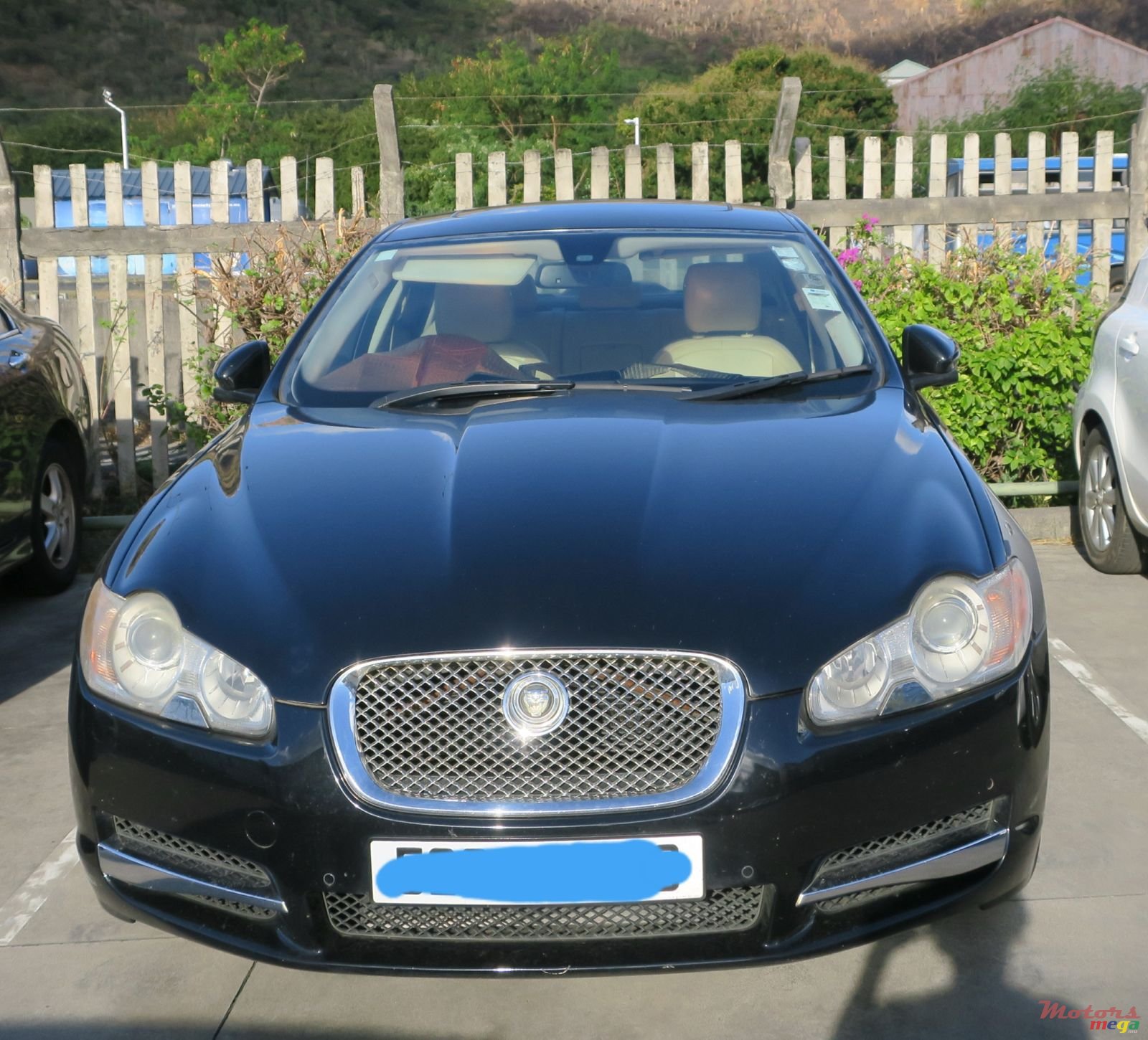 2010' Jaguar XF Sport twin-turbocharged photo #1