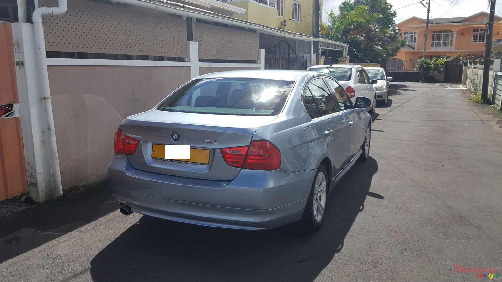 2010' BMW 316i photo #2