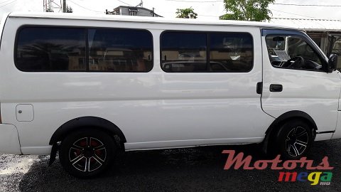 2003' Nissan Urvan photo #4