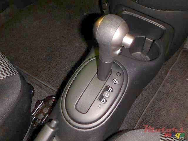 2013' Nissan March photo #7