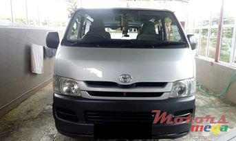 2008' Toyota HiAce photo #1
