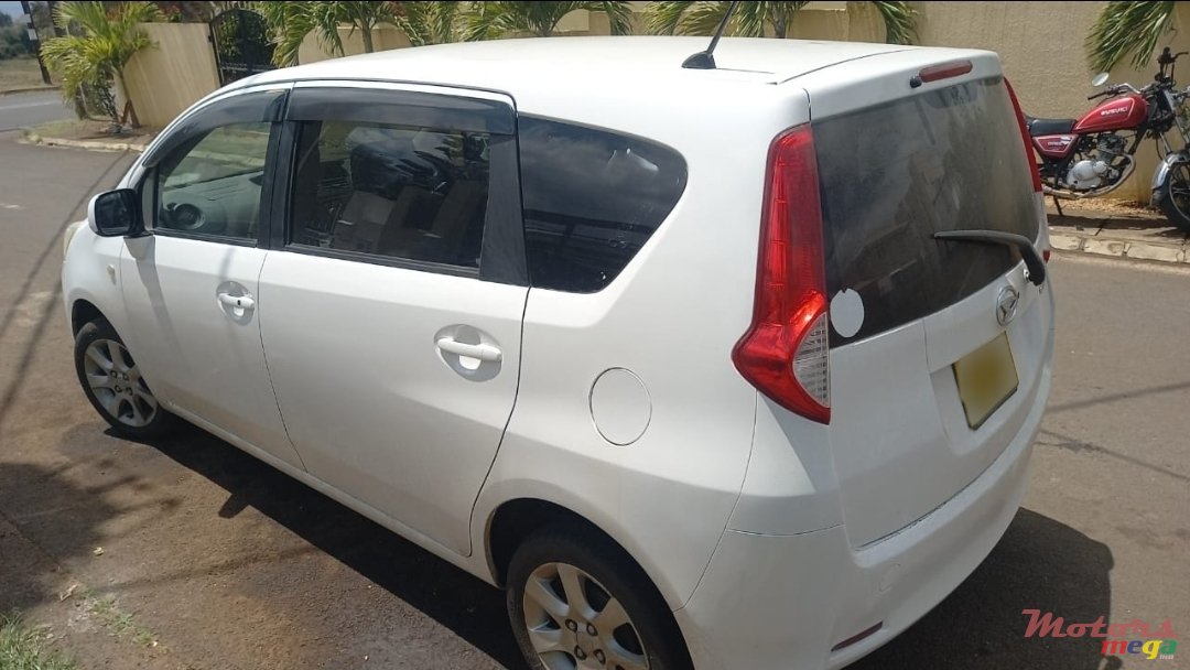 2010' Daihatsu Boon Luminas/Passo Sette photo #2